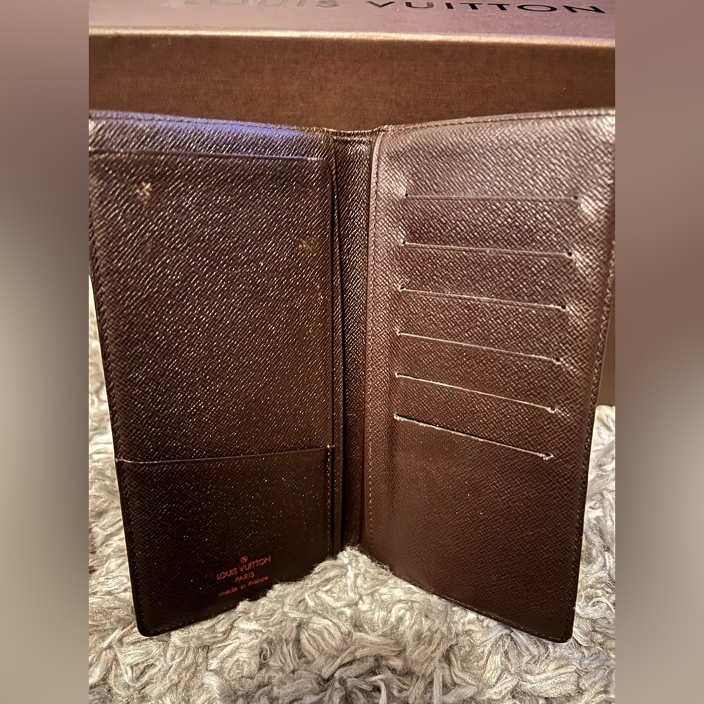 Louis Vuitton Damier Ebene Canvas. Comes with certificate by Entrupy.